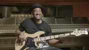 Still uit 'We Want the Funk': Songschrijver en producer Marcus Miller