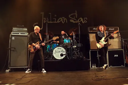 Julian Sas