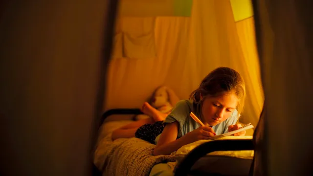 Julie schrijft brief aan haar vader