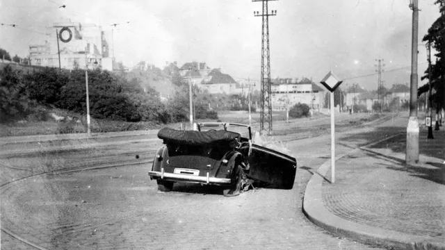 Foto uit het archief van Hollandse Hoogte (56189363), gedownload en afgekocht om te gebruiken bij een artikel over het lot van Heydrichs auto op vpro.nl/hhhh. Enkel voor gebruik online.