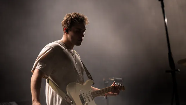 Sam Fender in de Bravo op Lowlands 2022