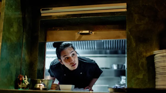 Happy Palace, Donna Tang als Yung Ling