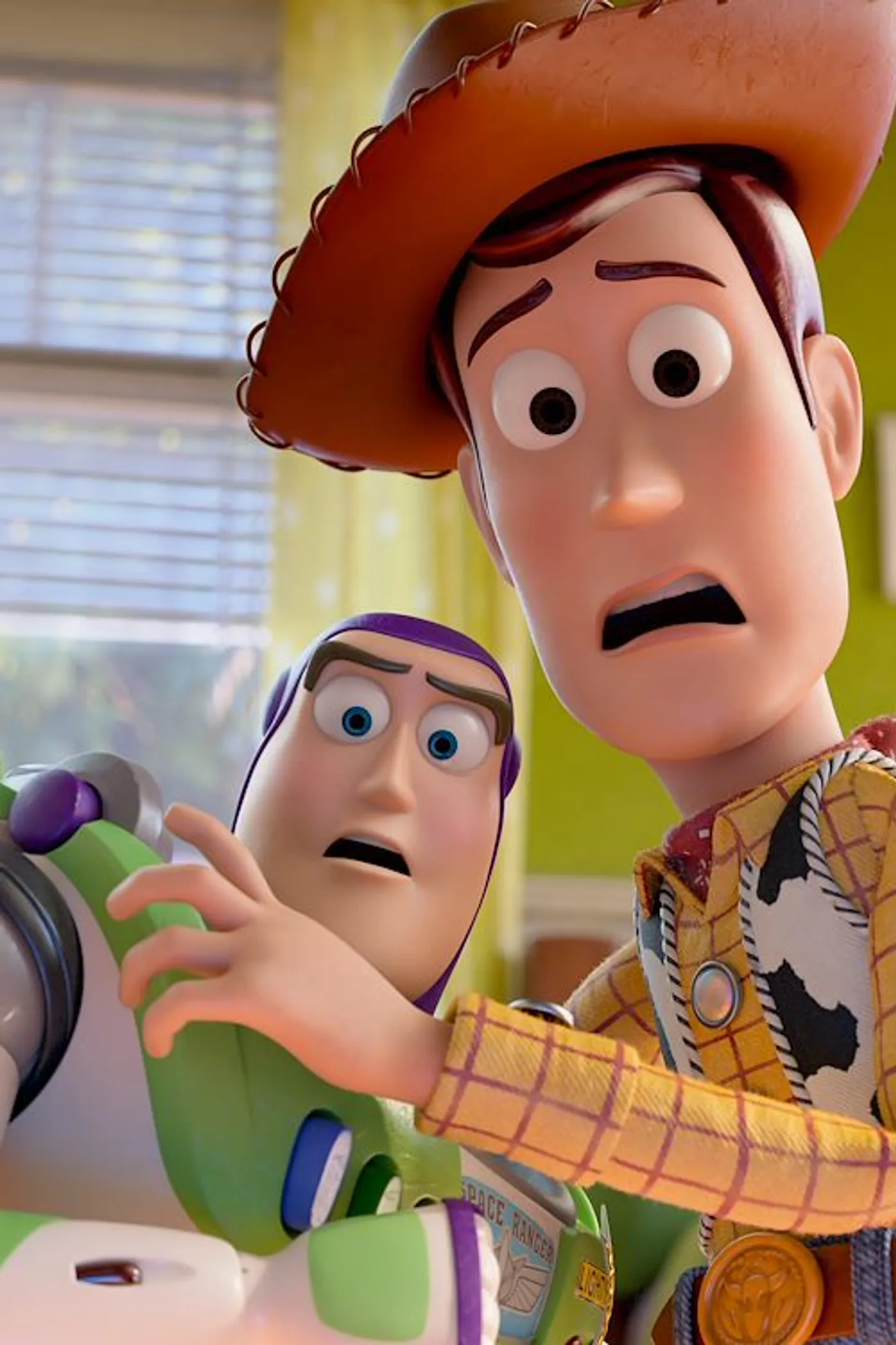 Buzz Lightyear en Woody in Toy Story 5