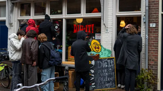 Evy and the Assholes