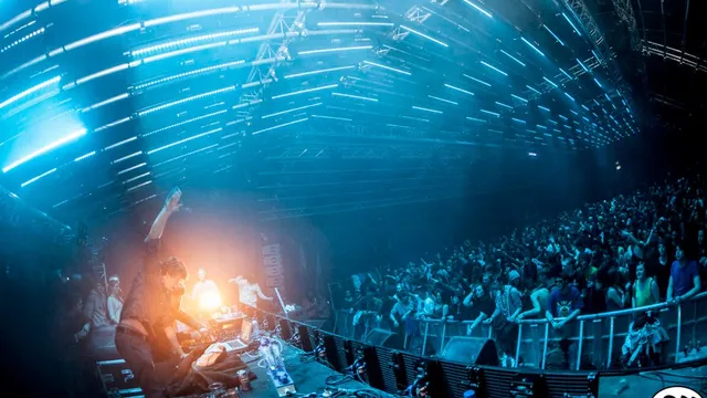 Noisia @ Paaspop 2013