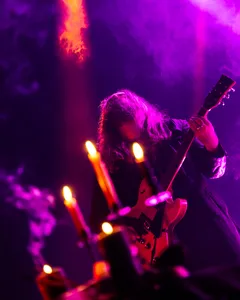 --