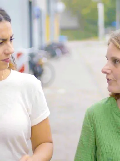 Nadia met huisarts Nanja