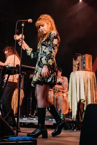 Altin Gun live op Noorderslag 2020