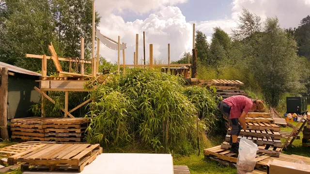 Het terrein van Wildeburg 2016 in aanbouw