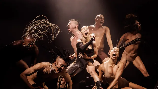 FKA twigs live op Lowlands 2025