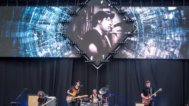 Kensington op Pinkpop 2017