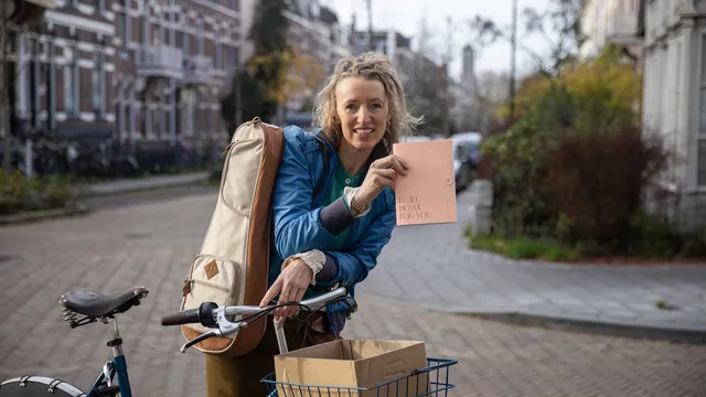 Hanneke de Jong - I Will Howl For You