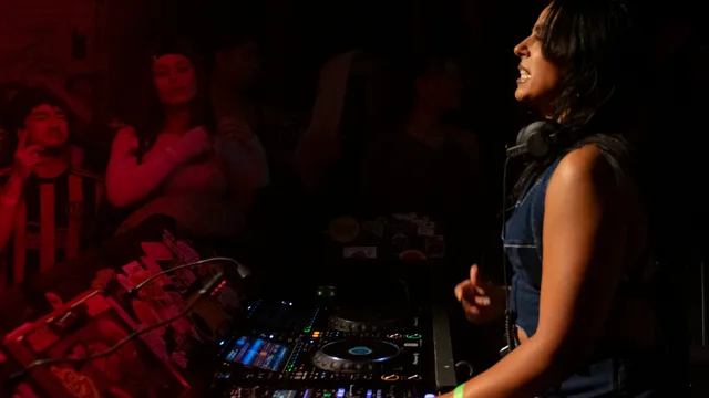 Jyoty in Skatecafe @ ADE25