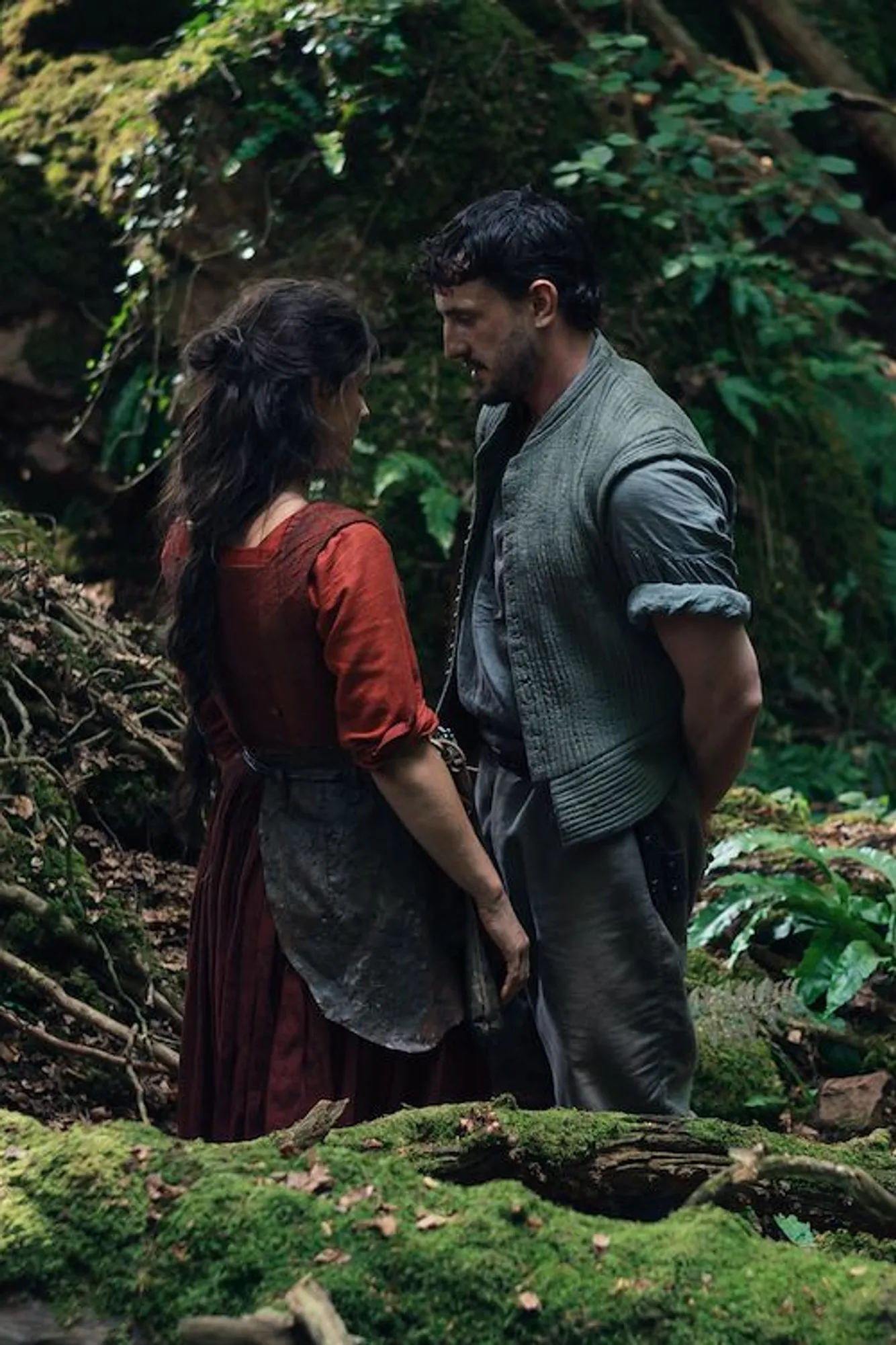 Jessie Buckley en Paul Mescal in Hamnet