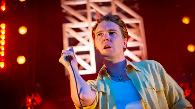 Alex Cameron