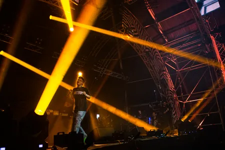 Joost Klein op Paaspop 2022