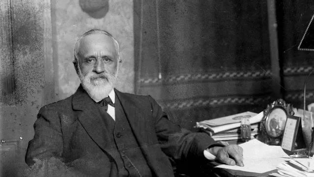 Foto van  Mr. P.W.A. Cort van der Linden