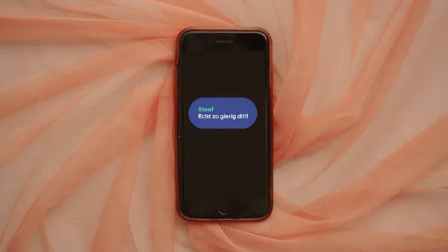 Telefoon met het bericht 'Echt zo gierig dit!!"