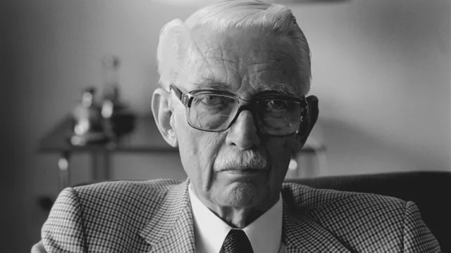 Still uit de trailer Hans Henkemans