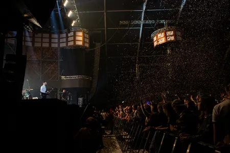 White Lies op Paaspop 2022