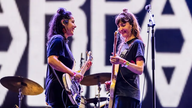 Warpaint op het Tentstage tijdens Pinkpop 2023