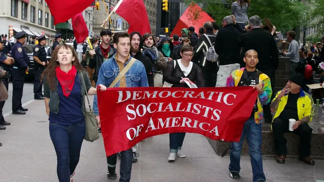 protest op straat, democratic socialists of america
