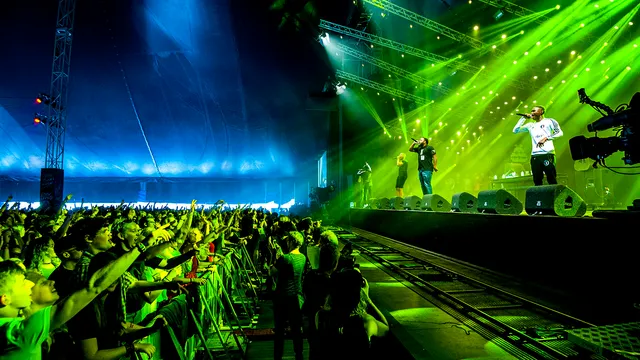 Broederliefde op Lowlands 2016