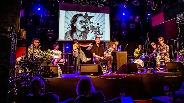 DE MEINDERT & IGOR & DE JONGE BOSCHFAZANT & PEPR & KESANOVA SHOW