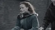 Renée Soutendijk als Hannie Schaft in de film Het meisje met het rode haar
