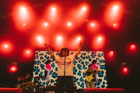 Remi Wolf in de Heineken op Lowlands 2022
