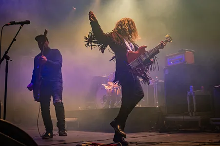 The Devil And The Almight Blues