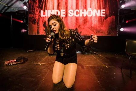 Linda Schöne op Lowlands 2017