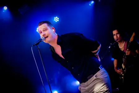 Ten Times A Million op Pinkpop 22 door Ben Houdijk (3FM)