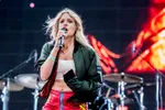 Tove Lo op Lowlands 2017