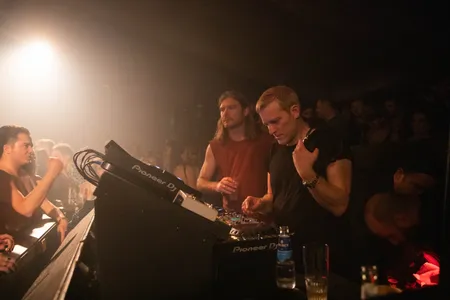 Marcel Dettmann en Ben Klok in de Breakfastclub in Radion tijdens ADE 2021