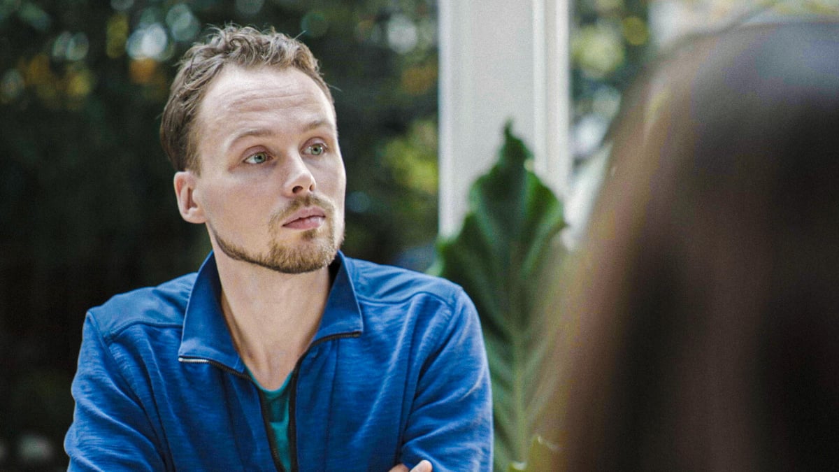 In de docuserie 'Klinkt als een sekte' spreekt Israel van Dorsten met ex-volgelingen