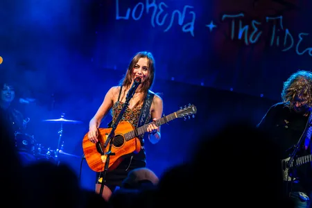 Lorena And The Tide