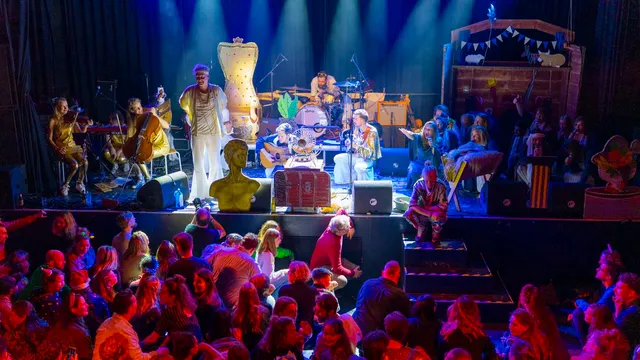 How to Throw a Christmas Party, donderdag 22 december 2022 @ De Helling