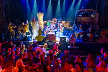 How to Throw a Christmas Party, donderdag 22 december 2022 @ De Helling