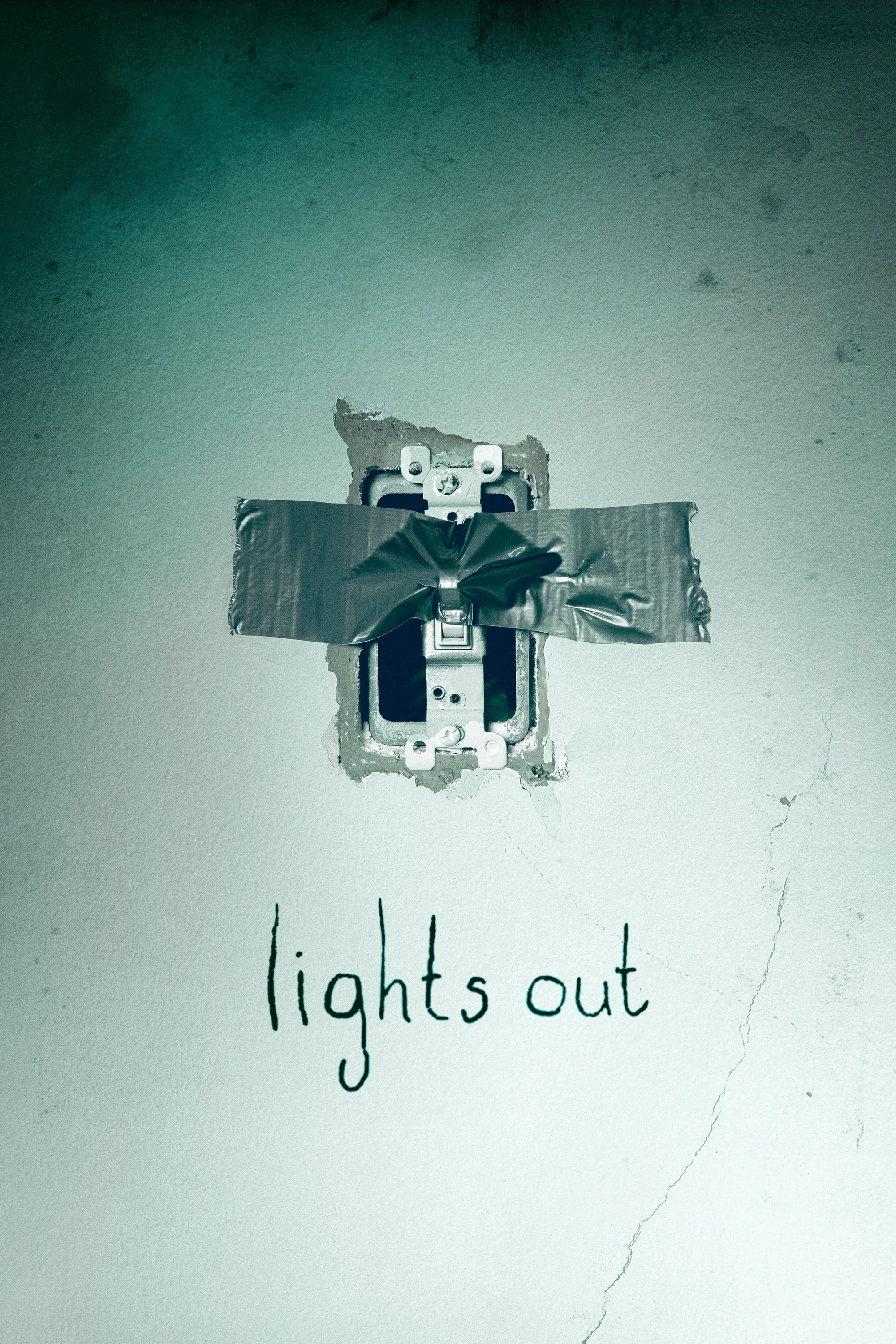 Lights Out poster