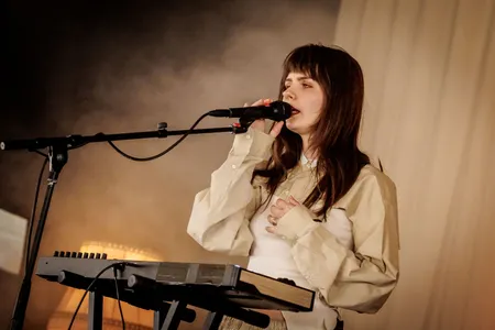 Sarah Julia live op Lowlands 2025