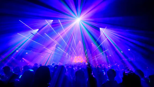 Dixon op DGTL in de Scheepsbouwloods tijdens ADE21