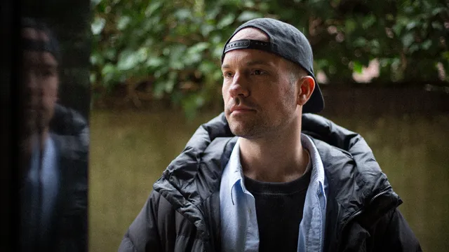 Portret van dj Makam