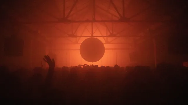 Sfeer op Draaimolen x Herrensauna in de Werf tijdens ADE 2021