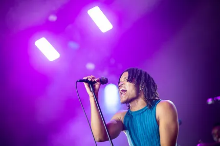 Q in de India op Lowlands 2022