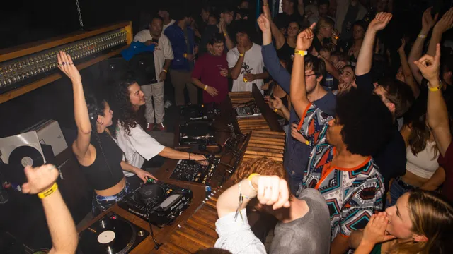 Kamma en Masalo in de Doka tijdens ADE 2021