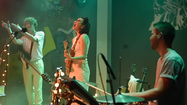 Laura Sjin @ releaseshow Laura Sjin, Fluor Amersfoort