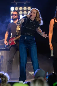 Anneke van Giersbergen
