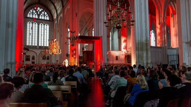 Anneke van Giersbergen