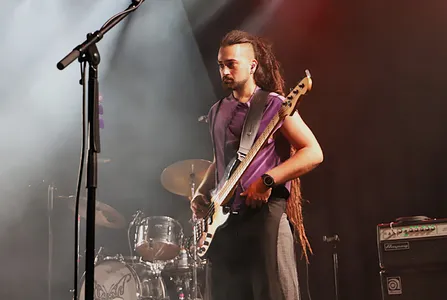 Faust De Vogelaere bassist Kaat van Stralen